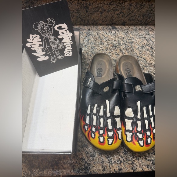 Skeleton Flame Slides